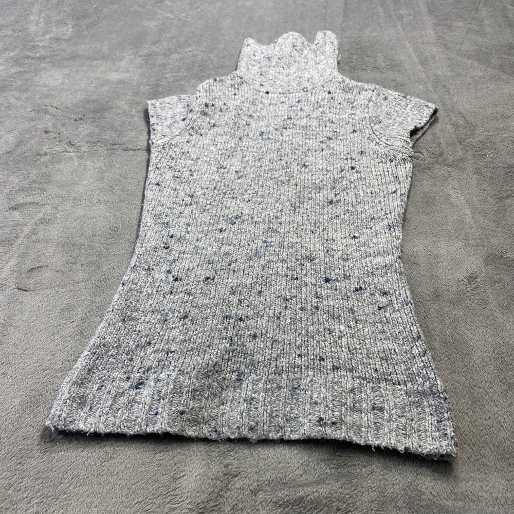Heart N Crush Sweater Womens Medium Grey Blue Marled Sleeveless Turtleneck Knit